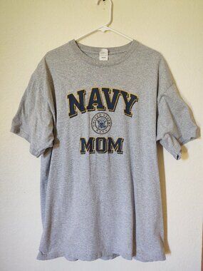 NAVY MOM HEATHER GRAY UNITED STATES NAVY OFFICIAL T SHIRT ADULT XL SOFFE